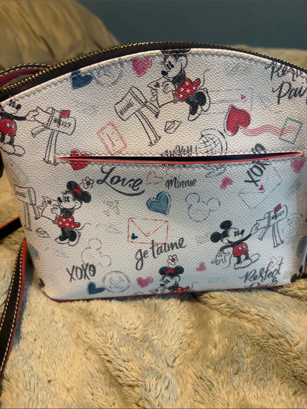 Dooney & Bourke Walt Disney World White Minnie & Micky Dome Crossbody - Picture 4 of 4